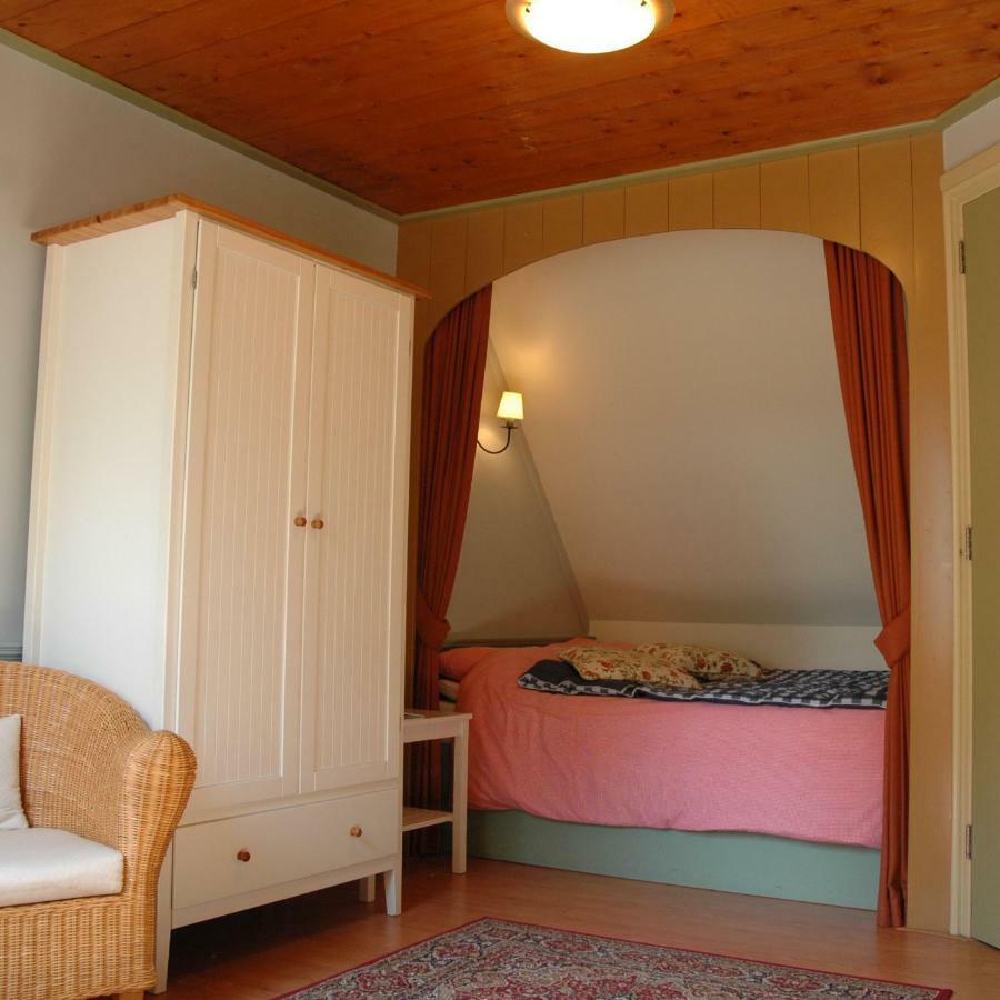 Hotel Vesting Буртанье Экстерьер фото
